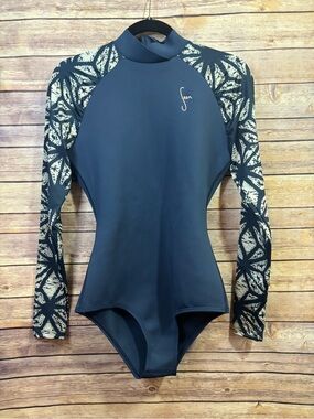 SEEA Gaviotas Surf Suit Size Large Blue